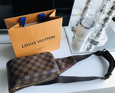 louis vuitton crossbody fanny bag